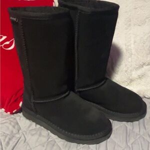 Bearpaw Black Tall Boots